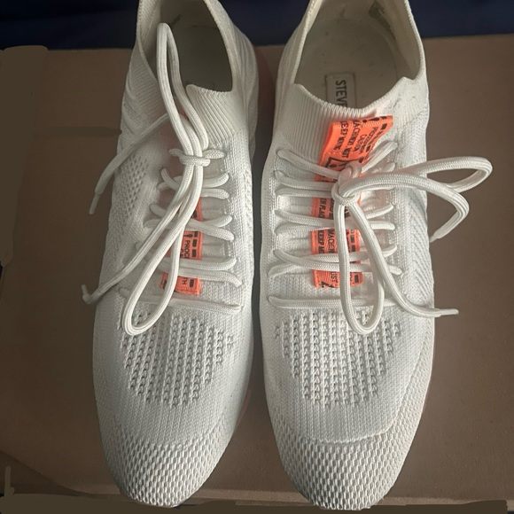 steven madden heeled sneaker - Picture 4 of 5